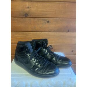 Nike Jordan 1 Retro Black Gum Sz 10 555088-020